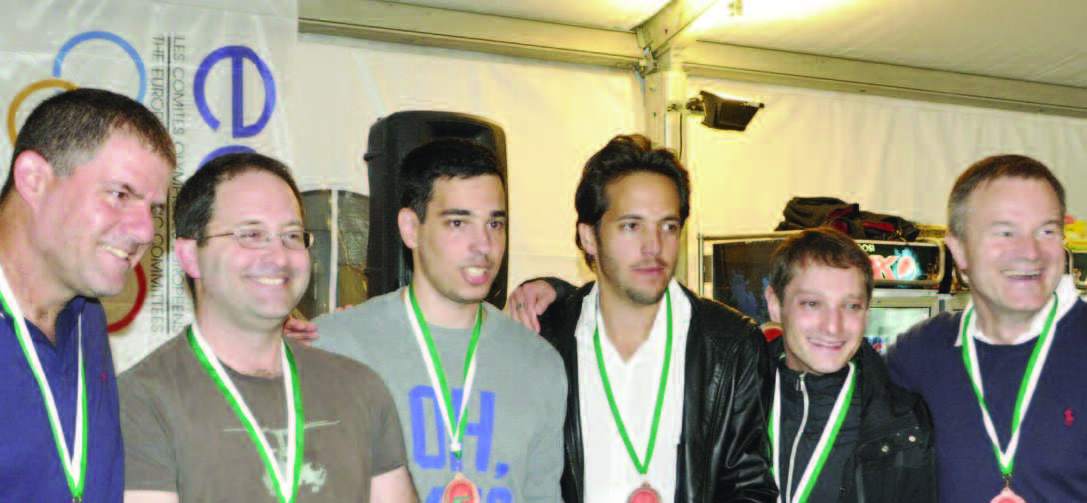 Isrmany, Alon Birman, Ilan Herbst, Ophir Herbst, Dror Padon, Josef Piekarek & Alexander Smirnov took the bronze medals.